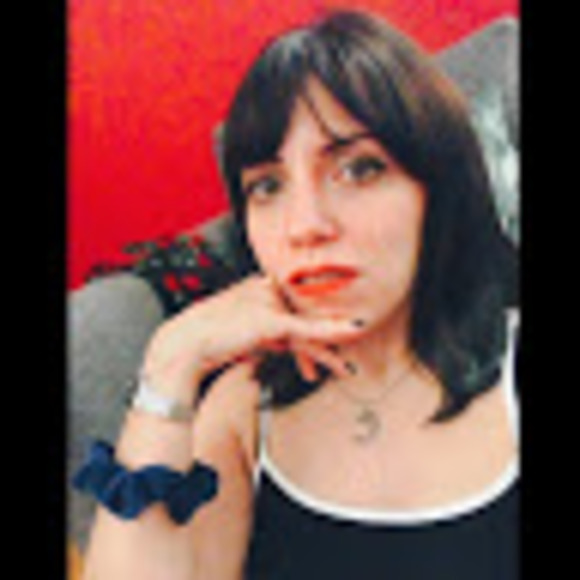 Meet your Posher, Renata - Picture 1 of 1